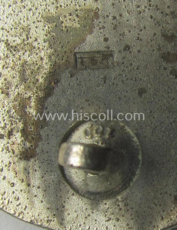 Minimally used- ie. worn, 'Verwundeten-Abzeichen in Silber' (or: silver-class wound-badge) being a neatly (dual!) maker- (ie. '100'- and/or: 'L55'- ) marked example as was produced by the: 'Rudolf Wächtler u. Lange'-company