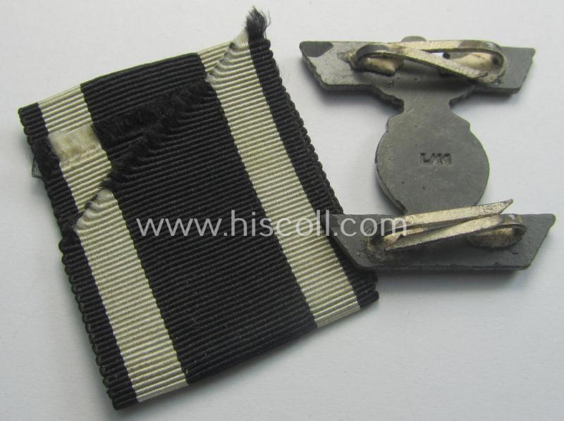 'Wiederholungsspange zum EK II. Klasse' (or: bar to the WWI IC second class) being a maker- (ie. 'L/11'-) marked example by the maker (ie. 'Hersteller') named: 'Wilh. Deumer' as based in the town of Lüdenscheid