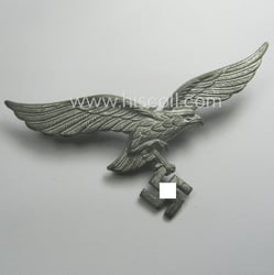 Minimally worn, WH (Luftwaffe) EM/NCO-pattern visor- (ie. 'Schirmmützen'-)...
