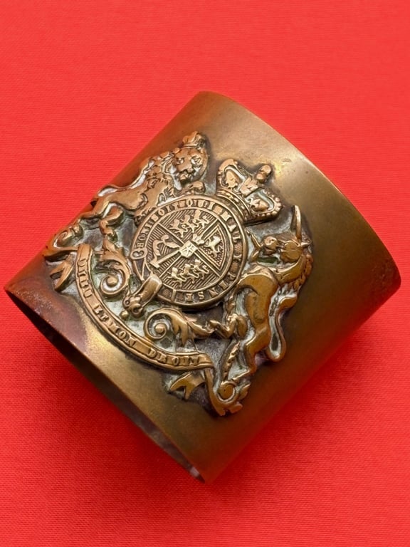 AUTHENTIC ORIGINAL BRITISH ANTIQUE BRASS ROYAL COAT OF ARMS.