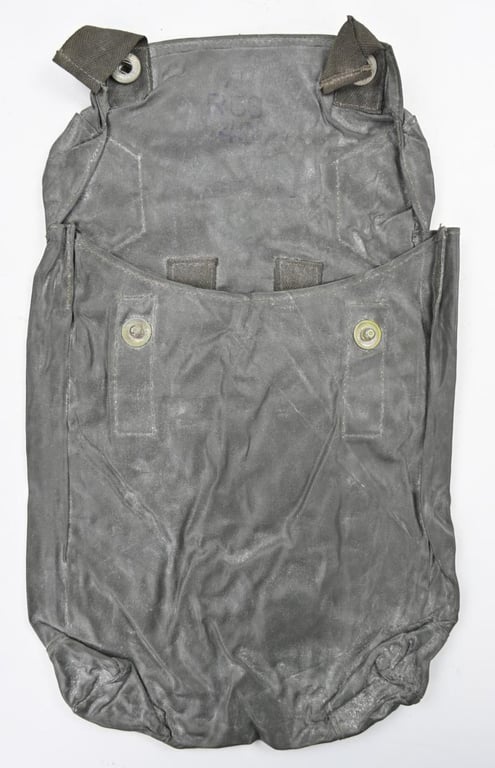German WH M31 Gascape Pouch