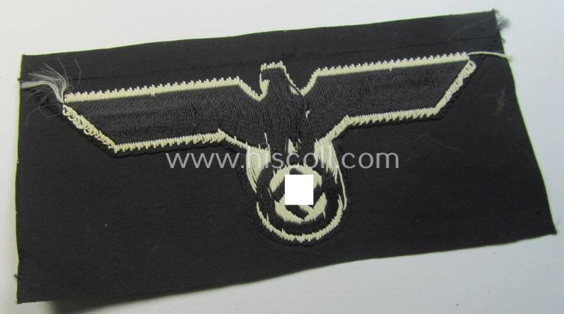 Neat, WH (Heeres) early- (ie. evt. pre-) war-period- and/or white-coloured 'Panzer'-type breast-eagle of the so-called: 'M39'- (ie.'M40'-) pattern as was executed in the neat 'BeVo'-weave pattern on a black-coloured background