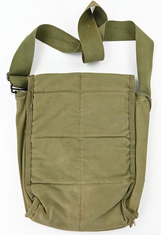 US WW2 Airborne Individual Weapons Case 74-C-190 1945