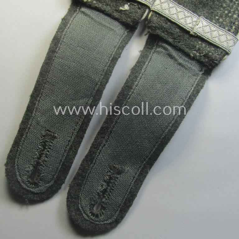 Pair of WH (Heeres) 'M41 o. M43'-pattern NCO-type shoulderstraps: 'Feldwebel eines Infanterie-Rgts.'
