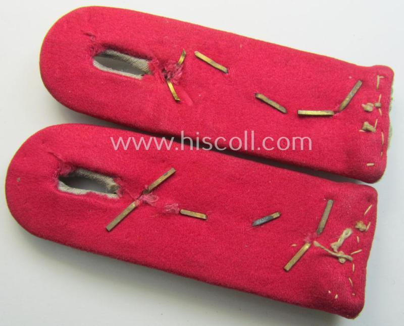 WH (Heeres), 'cyphered' officers'-type shoulderboard-pair as intended for a: 'Hauptmann einer Veterinär-Abtlgs.'