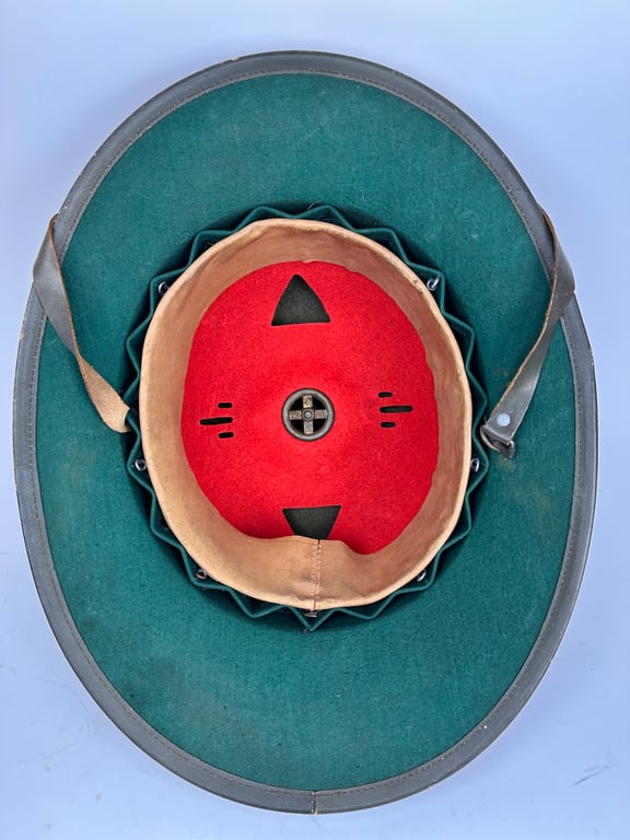 Heer 2nd pattern Afrikakorps pith helmet (APN 1942)