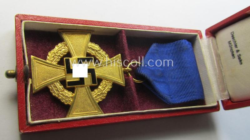 'Treuedienst Ehrenzeichen 1. Klasse' in its maker- (ie. 'Deschler'-) marked etui