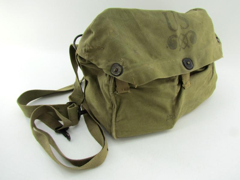 US WWII Lightweight Gasmask Set