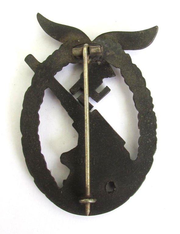 Luftwaffe Flak Badge, by W. Hobacher ( WH )