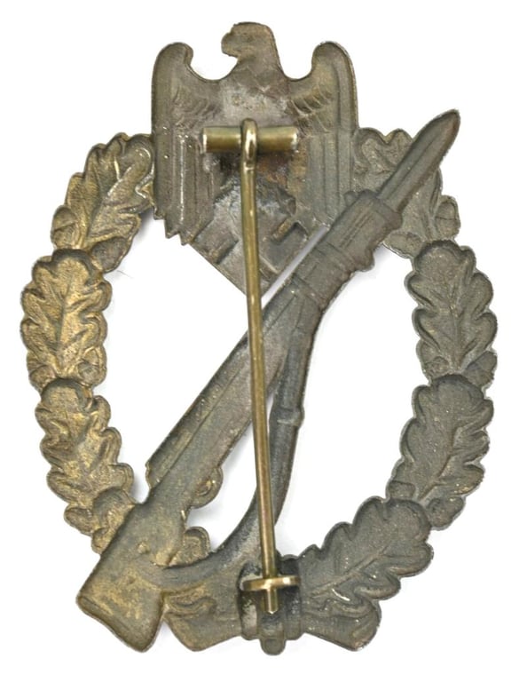 German Infantry Assault Badge in SIlver 'Hollowback'