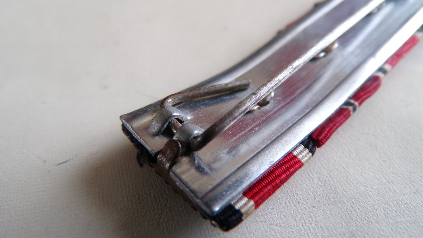 4-piece ribbon bar (ordenspange)