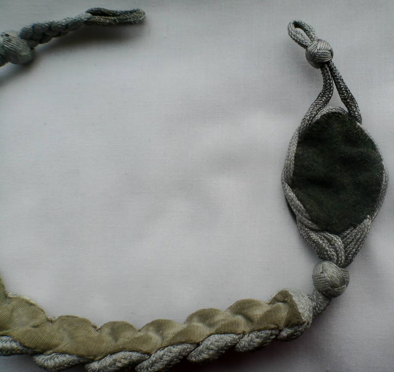 A Heer Marksmanship Lanyard Grade 1 (Heer Schützenschnur) 2nd pattern variant.