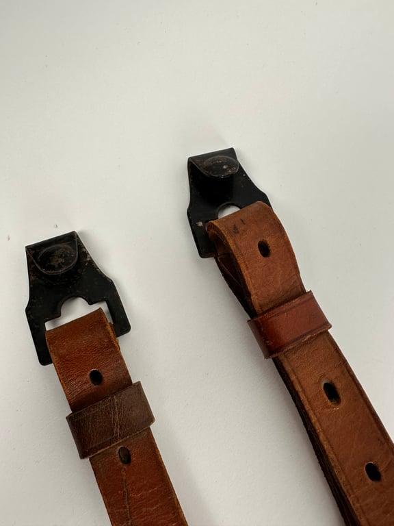 WW2 German Food container straps ( set) 1942