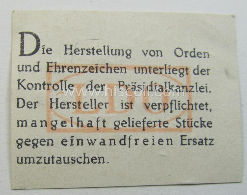 Superb, darker-blue-coloured - and actually rarely seen! - neatly maker- (ie. 'L/54-' or: 'Schauerte u. Höhfeld'-marked-) 'generic'-styled- and/or 2-pieced 'LDO'-etui as was intended to store a: 'Verwundeten-Abzeichen in Schwarz'