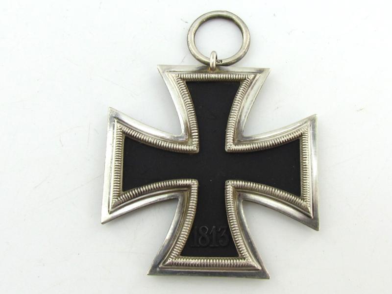WWII Iron Cross Second Class ( EK2 ) maker 55