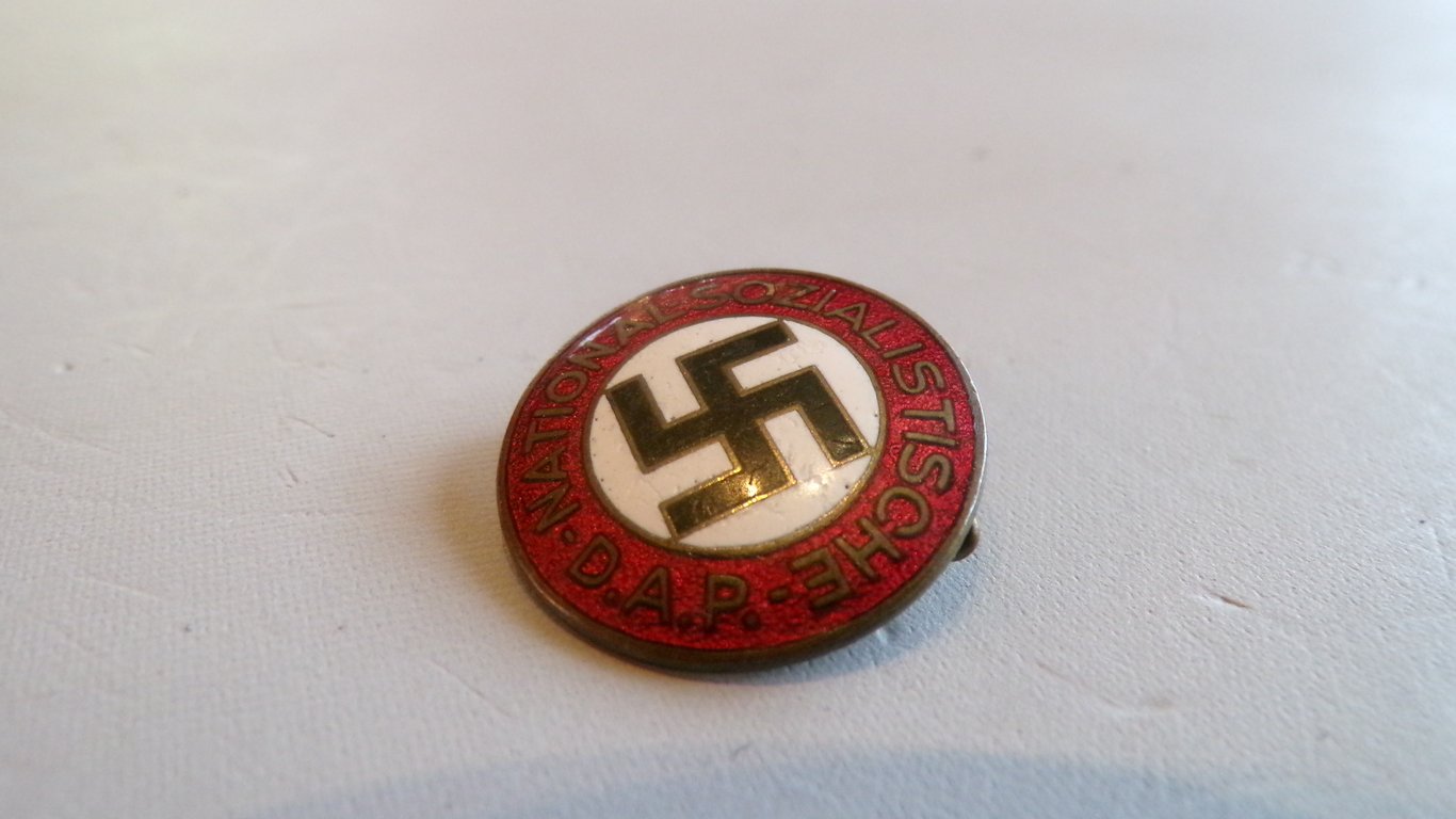 N.S.D.A.P Membership pin