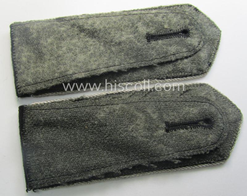 Pair of officers-type shoulderstraps: 'Sicherheitsdienst'- (ie. 'SD'-) related so-called: 'Schützmannschaften'