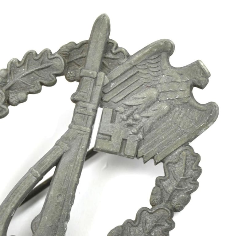 German Infantry Assault Badge in SIlver 'W.Hobacher'