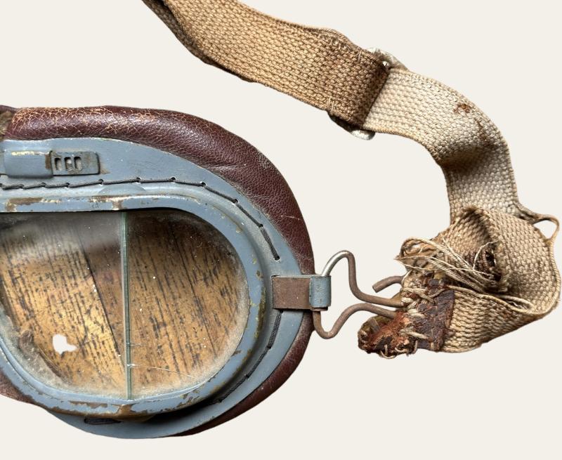 British WWII RAF Flight Cap, Goggles and Oxygen Mask