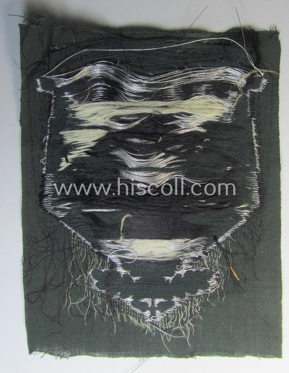 Superb - and scarcely encountered! - WH (Heeres), flat-wire- (ie. 'BeVo'-) woven 'Ärmelabzeichen für Fahnenträger des Heeres' as was intended for a soldier (ie. NCO) who served within a: 'Pioniere'-unit