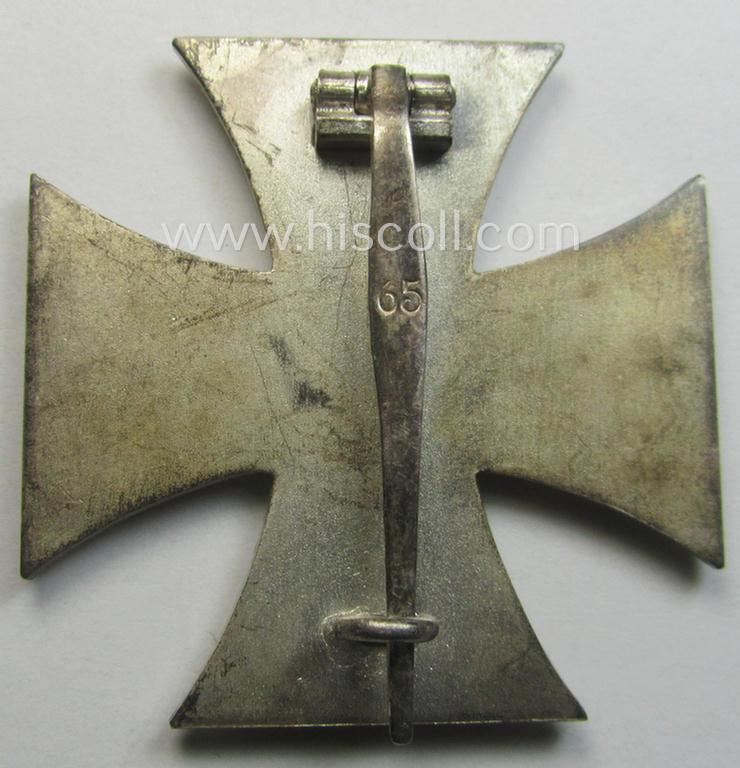 'Eisernes Kreuz 1. Klasse' (or: Iron Cross 1st class) being a typical maker- (ie. '65'-) marked example that was produced by the desirable 'Hersteller' named: 'Klein & Quenzer A.G.'