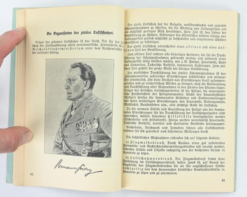 German Third Reich LS Manual 'Luftschutzfibel'