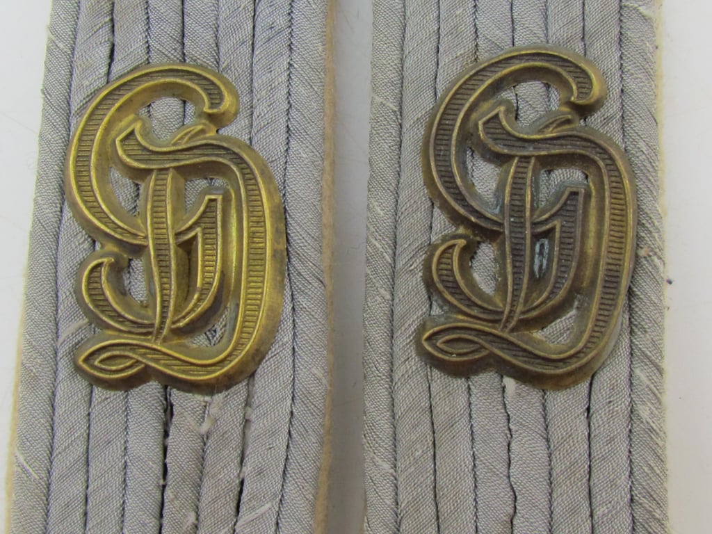 Grossdeutschland Infantry Leutnant's Shoulder Boards