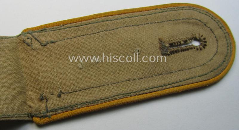 Single, WH (Luftwaffe) tropical-issued, NCO-type-shoulderstrap: 'Uffz. der Flieger- o. Fj.-Truppen'