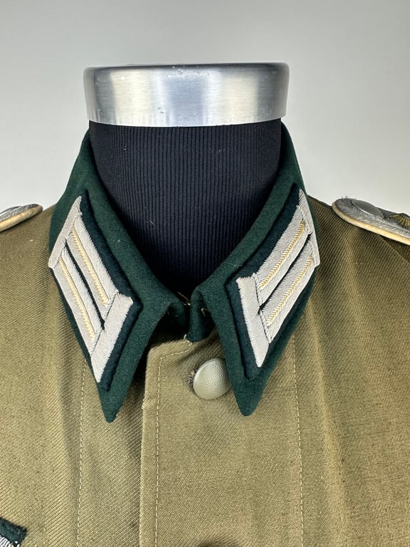 Orginal WW2 German "Heer" officer uniform Oberleutnant.