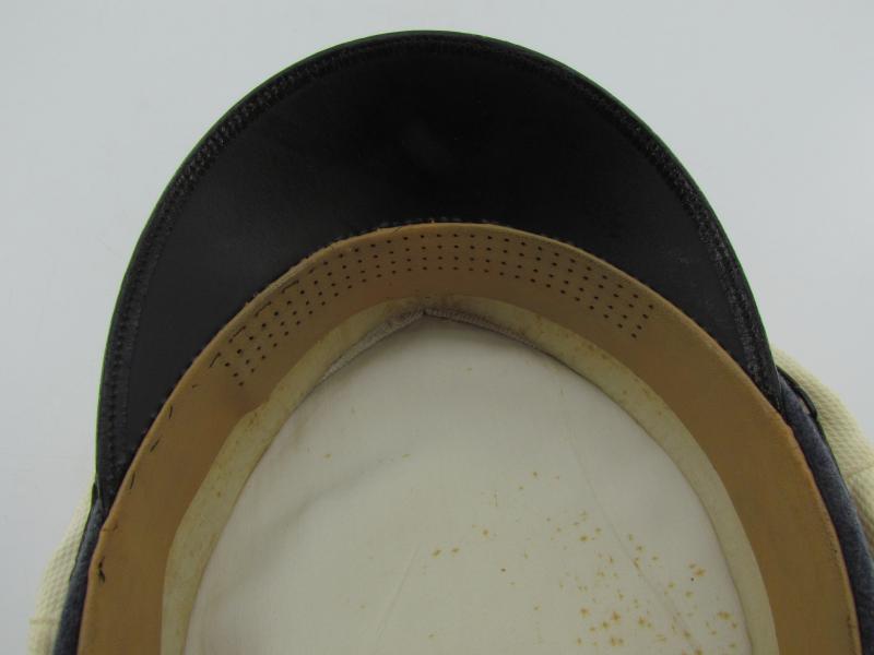 Luftwaffe EM/NCO White Topped visor cap for pilot/paratrooper