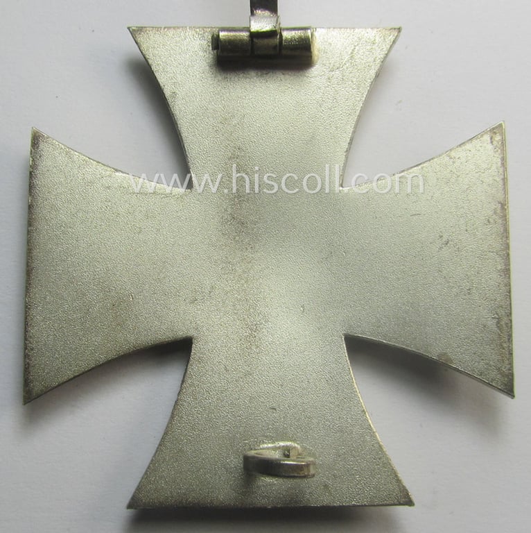 'Eisernes Kreuz 1. Klasse' (or: Iron Cross 1st class) being a typical non-maker-marked (and magnetic!) example as was produced by the maker (ie. 'Hersteller') named: 'B.H. Mayer's Kunstprägeanstalt'
