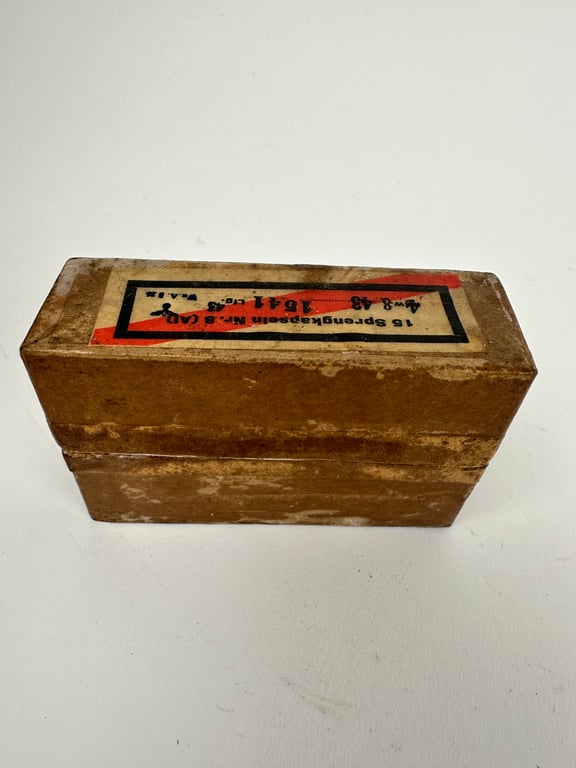 BOX 15 SPRENGKAPSELN