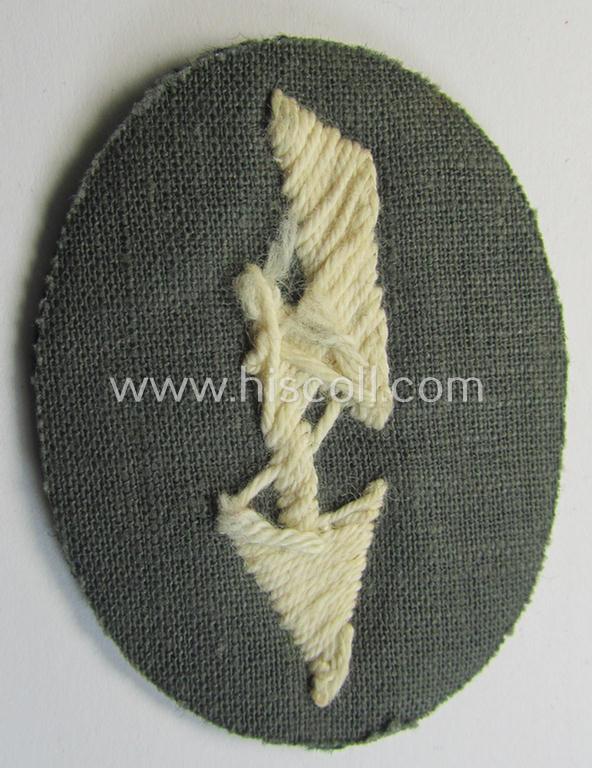 WH (Heeres) trade- and/or special career insignia ie. hand-embroidered signal-blitz (being a neatly maker-marked example as executed in white) as was intended for a soldier serving within the: 'Infanterie-Truppen'