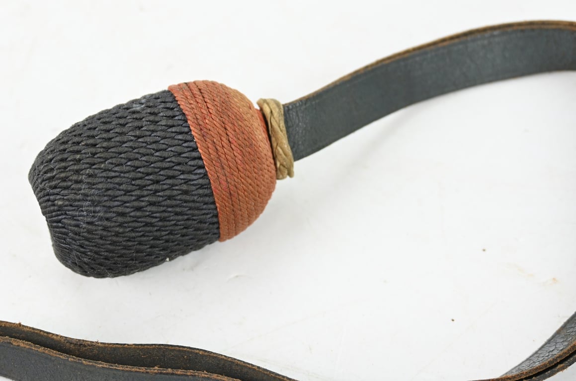 German LW EM/NCO Sword Portopee