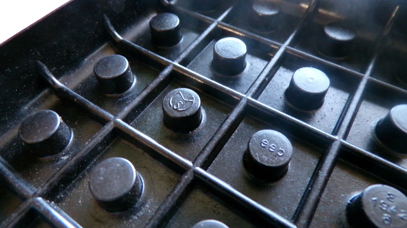 Behälter für 25 stuck Zunder 2CM