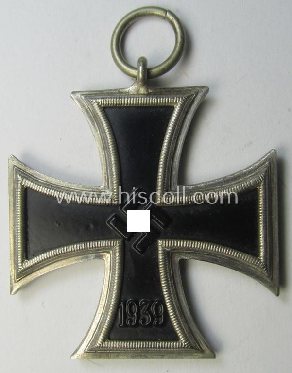 Superb, 'Eisernes Kreuz 2. Klasse' (or: iron cross 2nd class) being an early-period, non-maker-marked- and/or magnetic specimen as was executed in the so-called: 'Schinkel'-pattern by (I deem) the maker: 'Paul Meybauer'