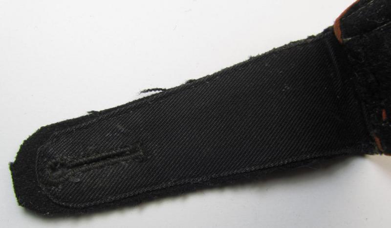 Superb - albeit regrettably single! - Waffen-SS (I deem fairly early-war pattern!) NCO-type shoulderstrap as was intended for usage by an: 'Unterscharführer' who served within the: 'Waffen-SS Feldgendarmerie-Truppen'