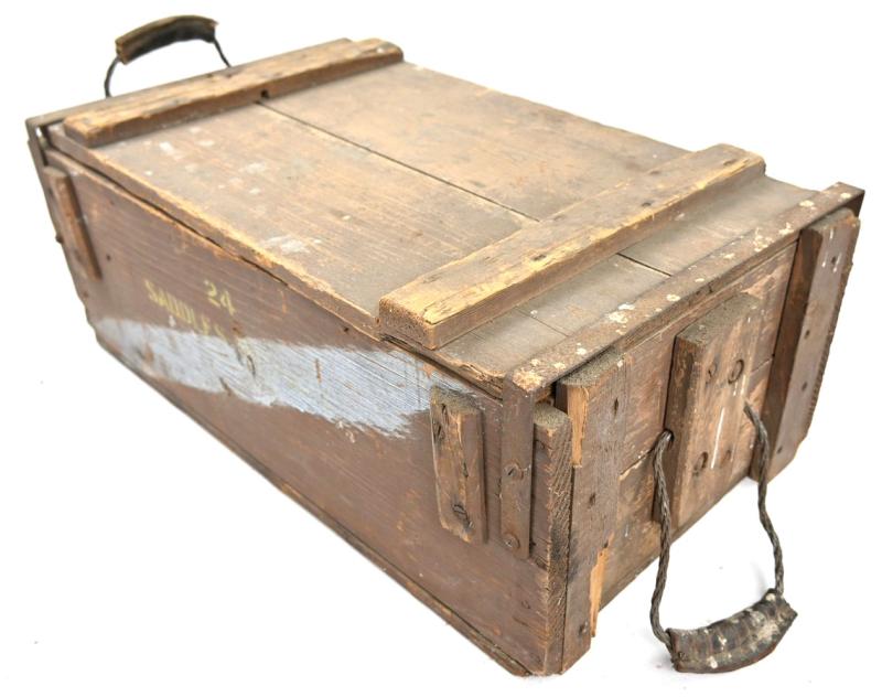 British WW2 RAF saddles box