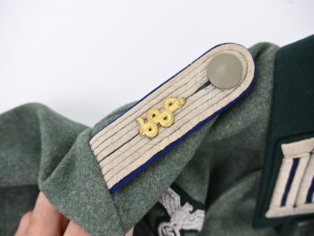 German WH Officer Field Tunic 'Sanitäter'