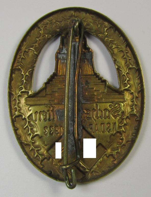 Commemorative, tin-based- and/or: golden-coloured, early-period N.S.D.A.P.-related 'tinnie' being a non-maker marked example depicting the 'Kyfhäuser'-monument and 'swastika'-device and bearing the text: 'Sachsentreffen N.S.D.A.P. 1933'