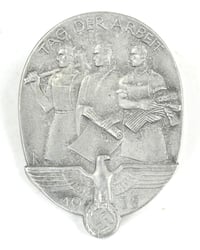 German 'Tag der Arbeit' 1 May 1935 Badge