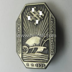 Unusually found, silver-toned 'Reichsnährstand'- (ie. 'RNSt.'-) related day-badge...