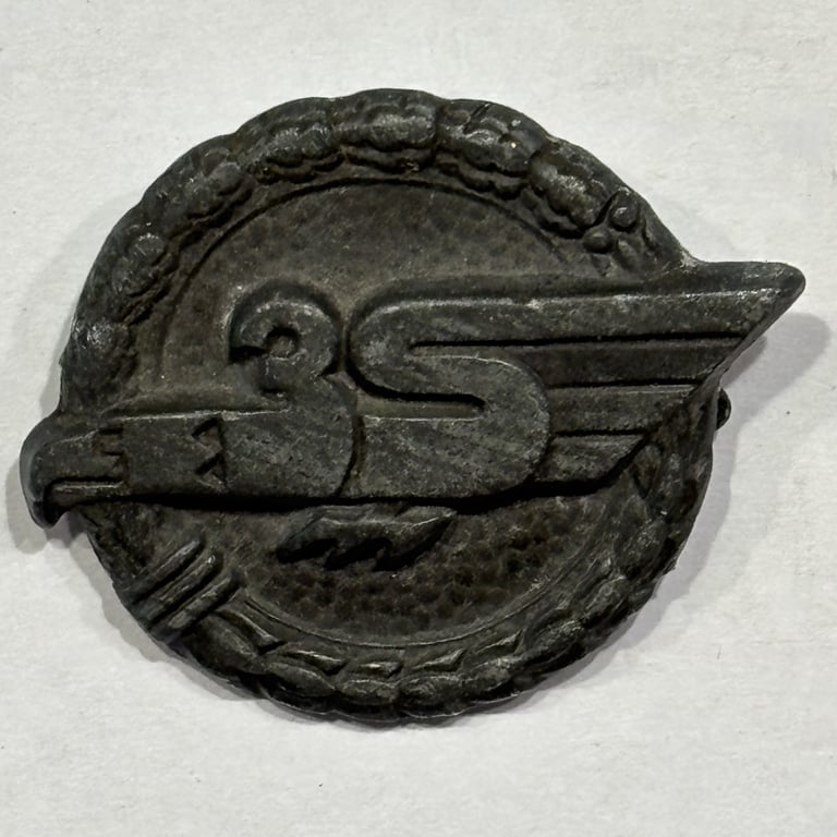 Luftwaffe "Schimpf" badge for the 3. Fallschirmjäger Division