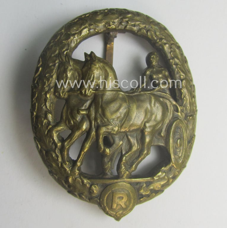 Attractive, 'Deutsches Fahrer-Abzeichen' (ie. 'in Bronze') and accompanying miniature being both maker- (ie. 'L.Chr. Lauer'-) marked examples that came stored in their period box (ie. etui) as issued