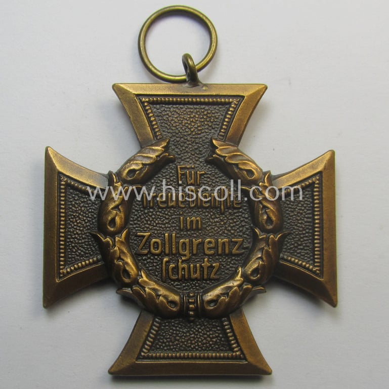 'Zollgrenzschütz-Ehrenzeichen' (or: customs loyal-service medal) that comes together with its full-length ribbon (ie. 'Bandabschnitt')