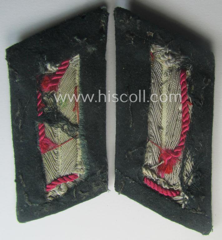 Pair of WH (Heeres) (later-war-pattern) officers'-type collar-tabs (ie. 'Kragenspiegel für Offiziere') as intended for an officer serving within the: 'Veterinär-Truppen o. Generalsstab'