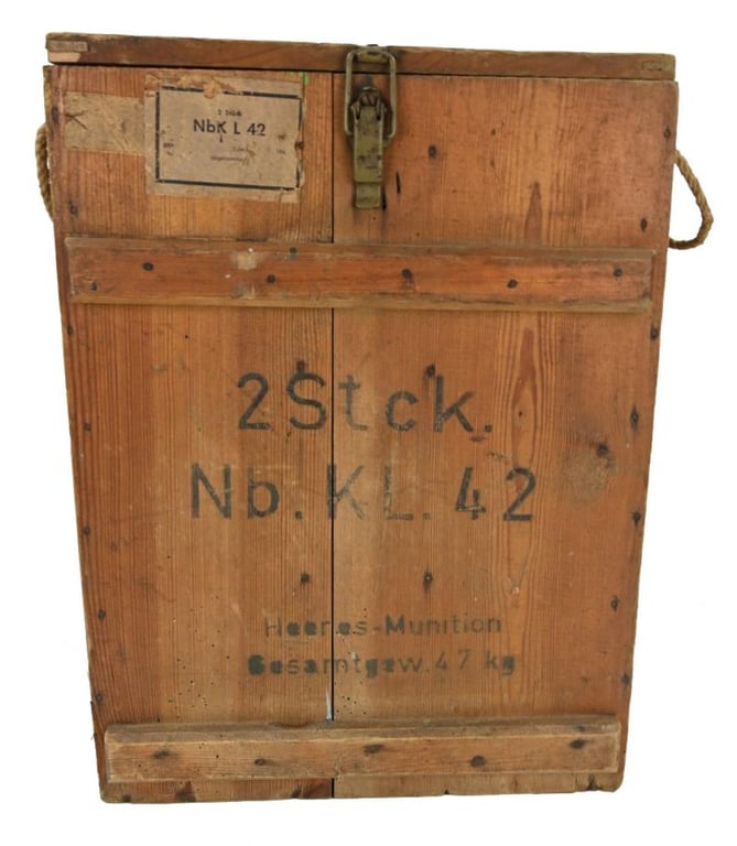 German WH Smoke Cylinder Box Nb.KL42