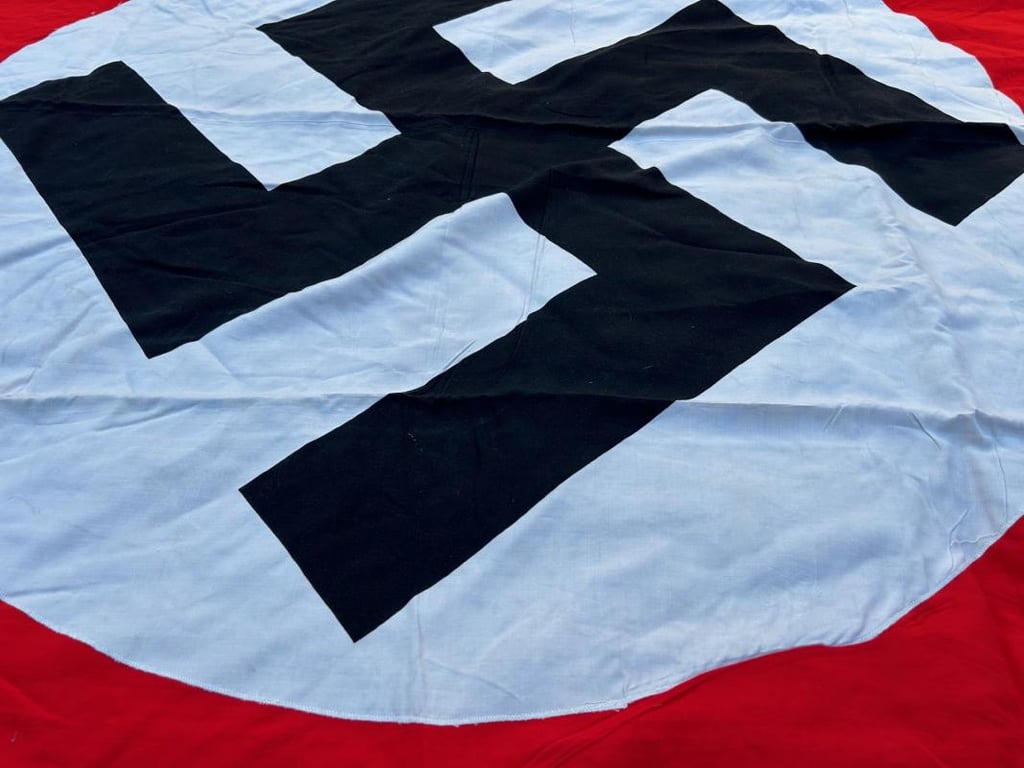 Very Large Third Reich Hausfahne (Banner) ....Mint
