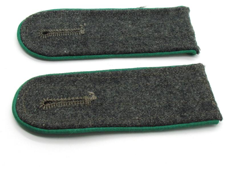 Wehrmacht Gebirgsjäger/Mountain Troops Em’s Shoulder Boards