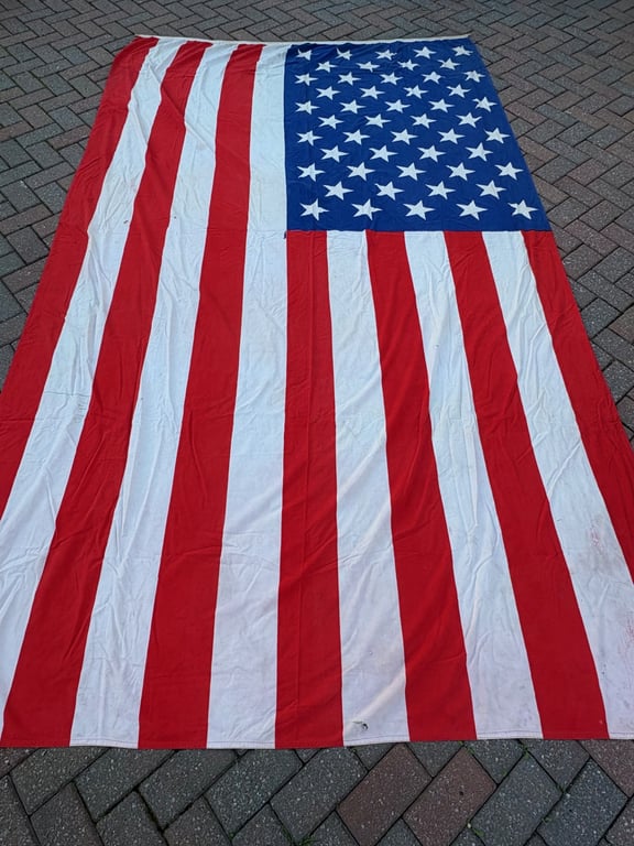 AUTHENTIC ORIGINAL JFK ELECTION PRINTED CAMPAIGN JFK 50-STAR FLAG 1960 FROM THE STATE OF WEST VIRGINIA AND USED